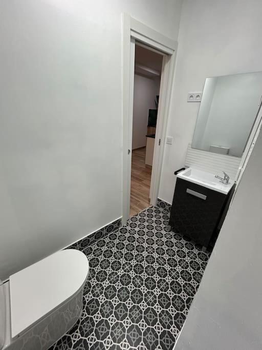 Apartamento Recien Reformado Con 5 Habitaciones Y 3 Banos Мадрид Экстерьер фото